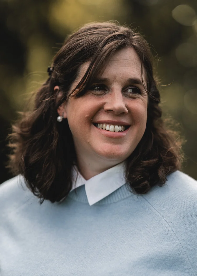 EJ_GreenerAve_web-5 Caitlin counsellor providing therapy in Edinburgh